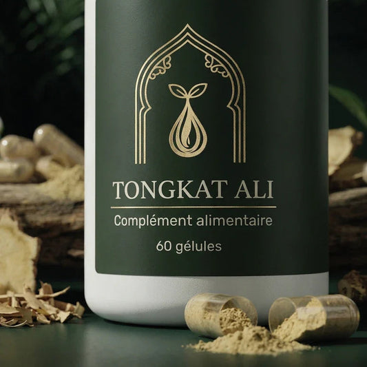 Flacon vert Tongkat Ali en gros plan, étiquette dorée «Complément alimentaire 60 gélules»