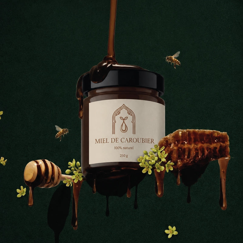 Pot de miel de caroubier 250 g avec coulures de miel, abeilles et morceaux ambrés